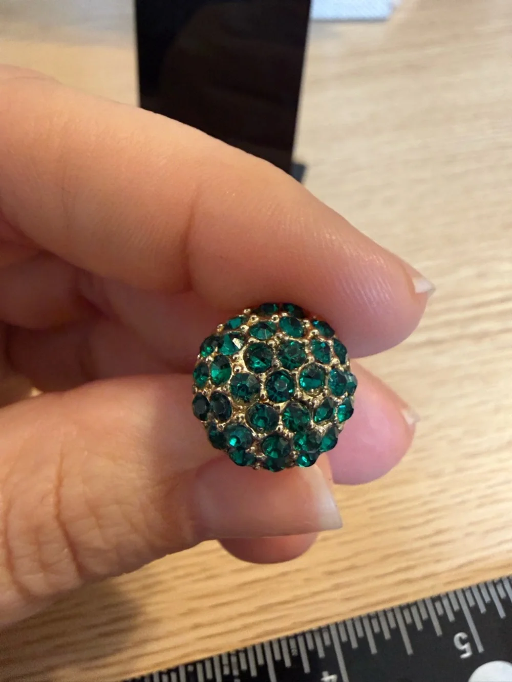 Vintage Coro Green Rhinestone Dome Screw Back Earrings Gold Tone Mid‎ Century